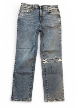 PacSun Women's Distressed Light Blue Straight Leg Jeans
NEVER WORN